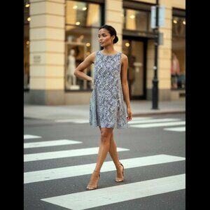 Uniqlo Black & Gray Snakeskin Print Sleeveless Sheath Dress – Size M 🐍🖤